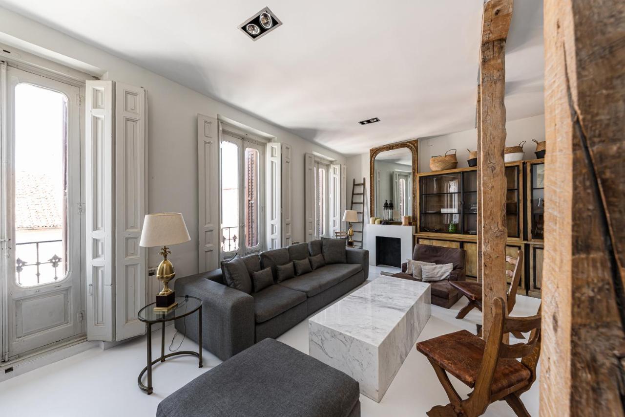 Апартаменты Bnbholder Refined Duplex Malasana Мадрид Экстерьер фото